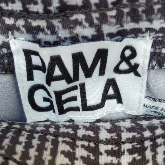 Pam & Gela Monochrome Patterned Joggers - Picture 3 of 12